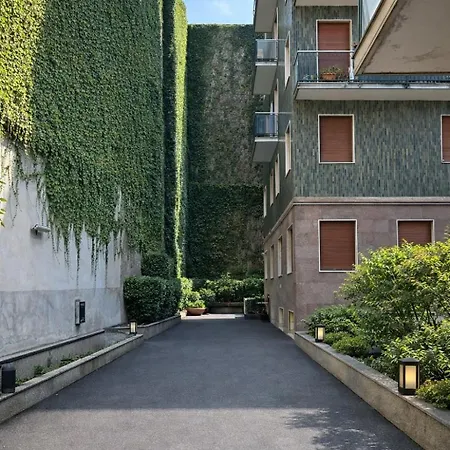 Bright Modern Loft In The Crocetta Area Appartamento Milano